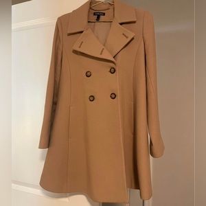 Gorgeous Isabella Oliver maternity jacket.